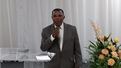 Photo of Após 23 anos, pastor Arlindo Souza se despede como líder da Igreja Batista Nova Betel de Cruz das Almas; veja live e fotos